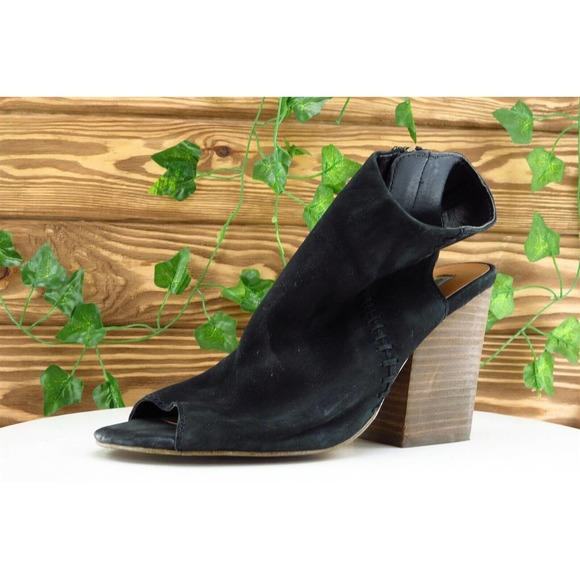 Steve Madden Sz 10 M Black Gladiator‎ Leather Women Sandals - Picture 1 of 7